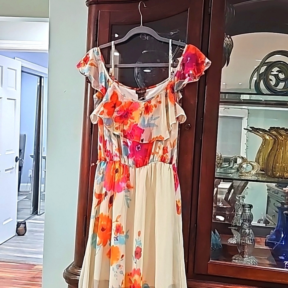 Bisou Bisou Floral design Midi Dress size 8
